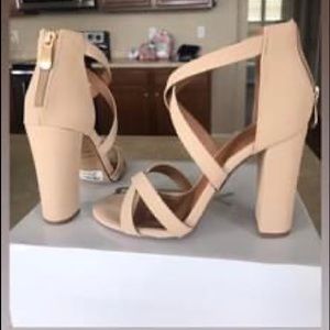 Heels size 7